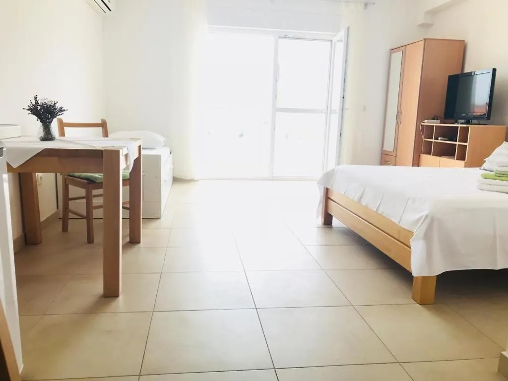 Apartments Villa Marie Сегет-Враница